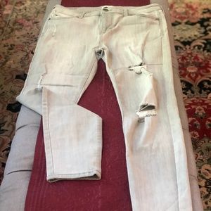 Skinny gray jeans
